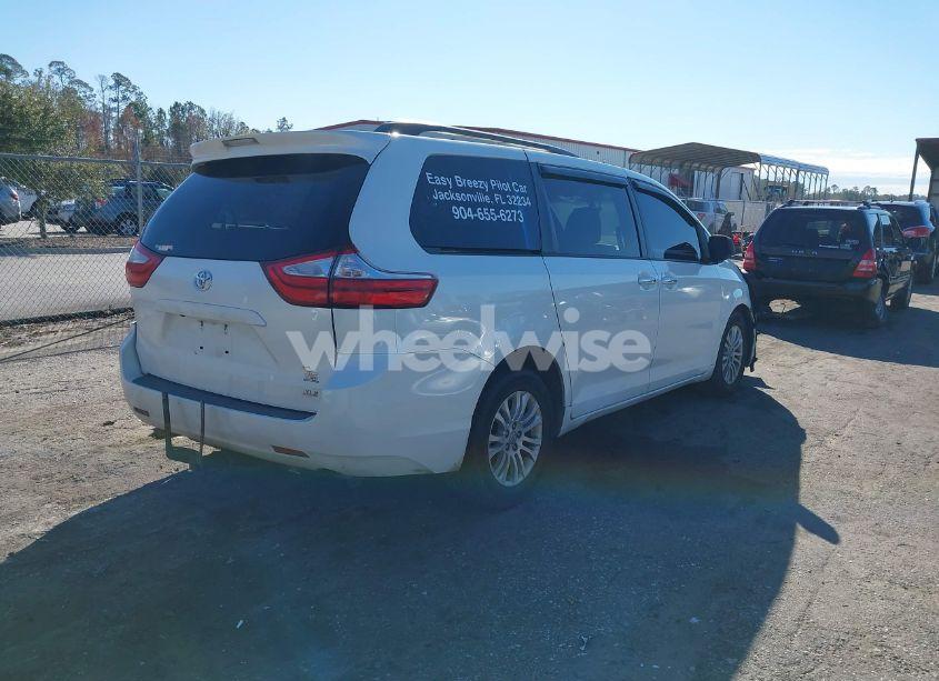 Photo 4 of 2017 Toyota Sienna XLE 8 PASSENGER (VIN 5TDYZ3DC4HS833744)