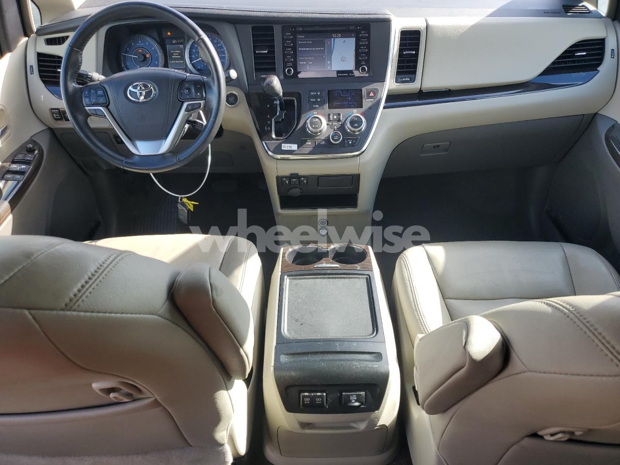 Photo 8 of 2018 TOYOTA SIENNA XLE (VIN 5TDYZ3DC4JS955395)