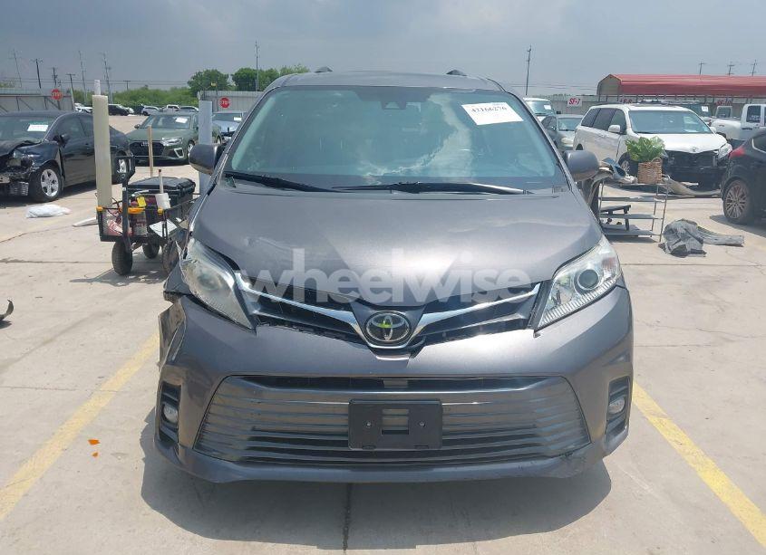 Photo 12 of 2019 Toyota Sienna XLE 8 PASSENGER (VIN 5TDYZ3DC4KS970576)