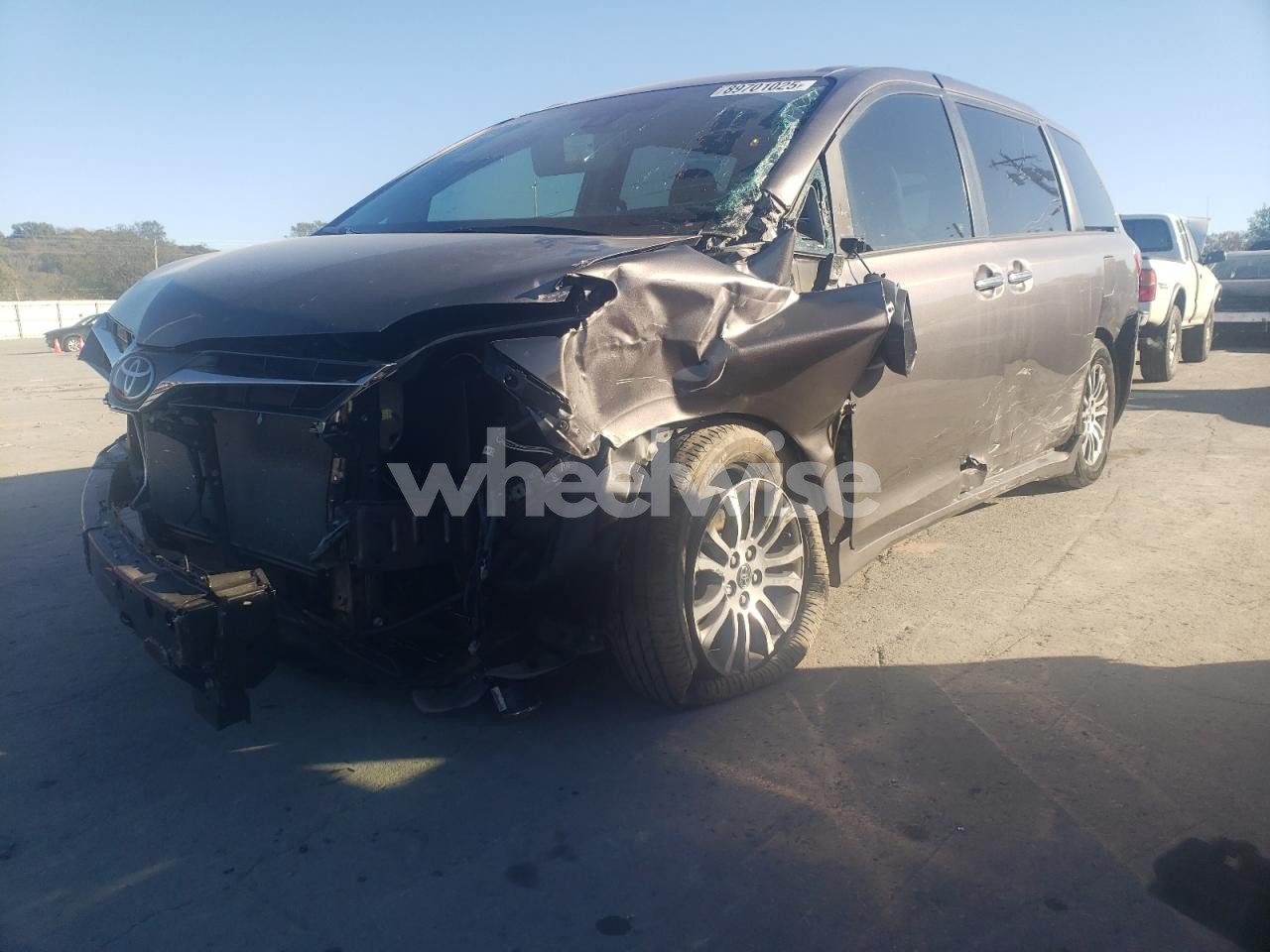 2020 TOYOTA SIENNA XLE (VIN 5TDYZ3DC4LS022275) main photo