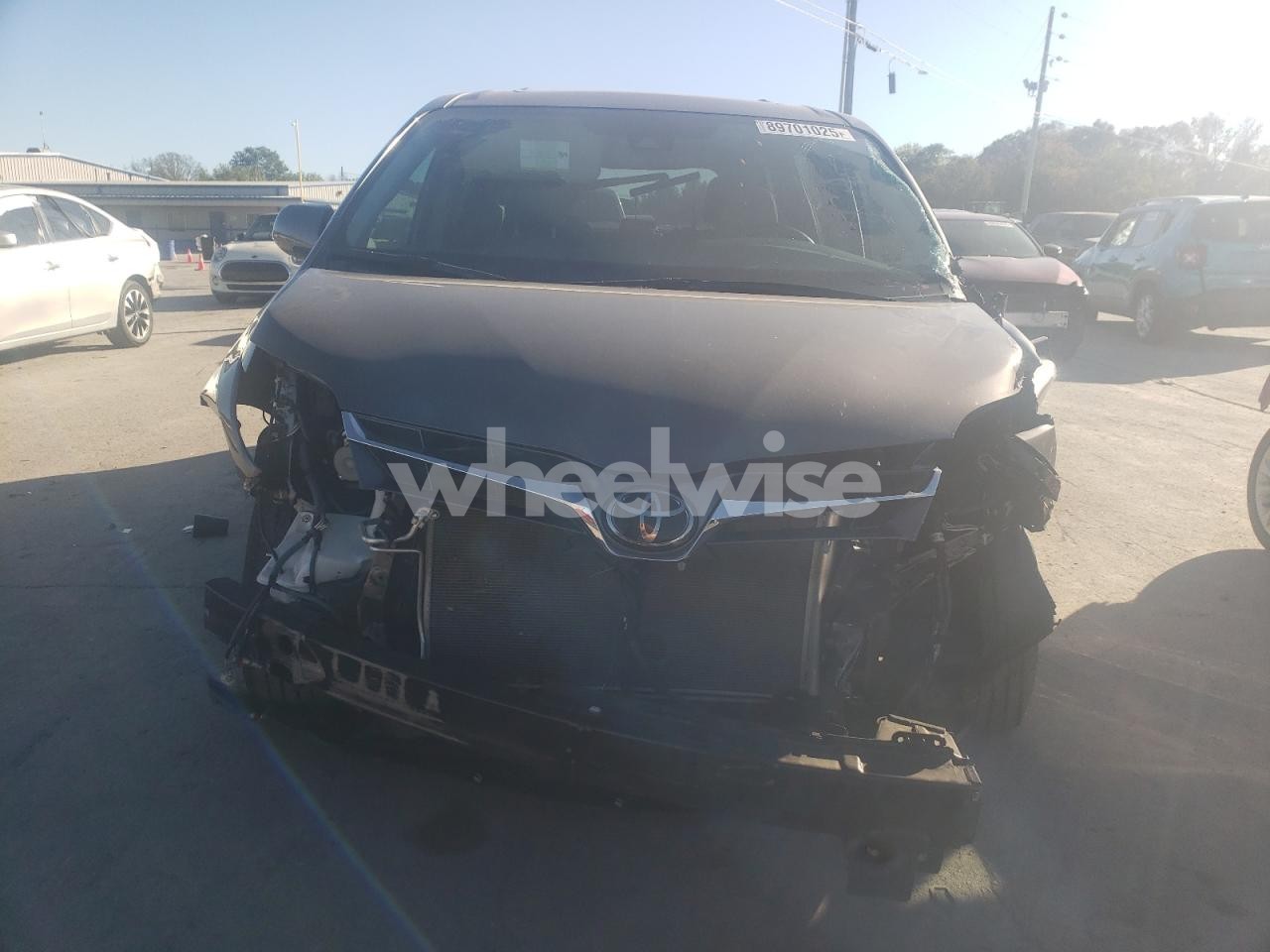 Photo 5 of 2020 TOYOTA SIENNA XLE (VIN 5TDYZ3DC4LS022275)