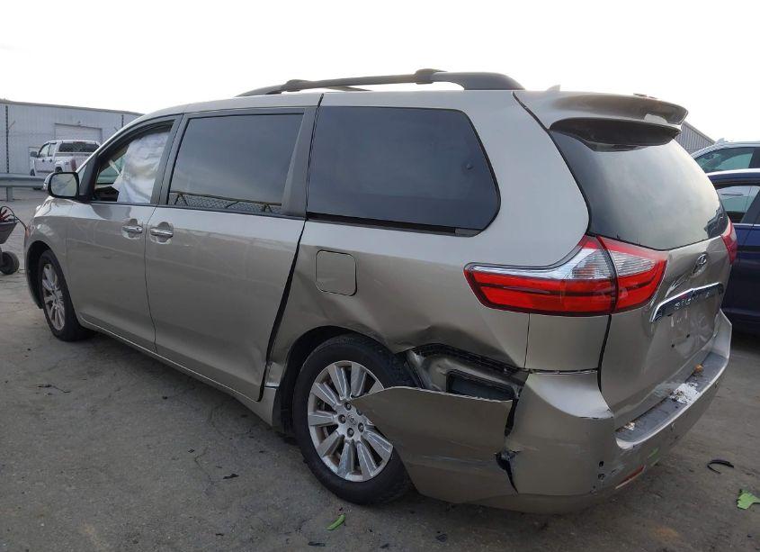 Photo 3 of 2017 Toyota Sienna LIMITED PREMIUM 7 PASSENGER (VIN 5TDYZ3DC6HS768749)