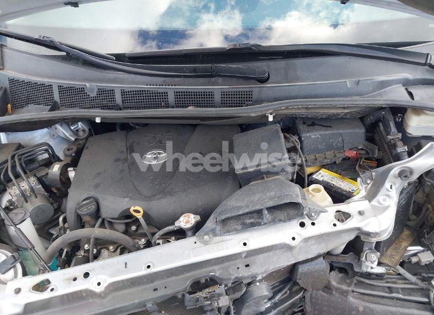 Photo 10 of 2017 Toyota Sienna XLE/LIMITED (VIN 5TDYZ3DC6HS809784)