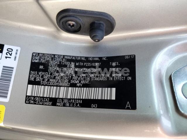 Photo 3 of 2017 TOYOTA SIENNA XLE (VIN 5TDYZ3DC6HS868902)