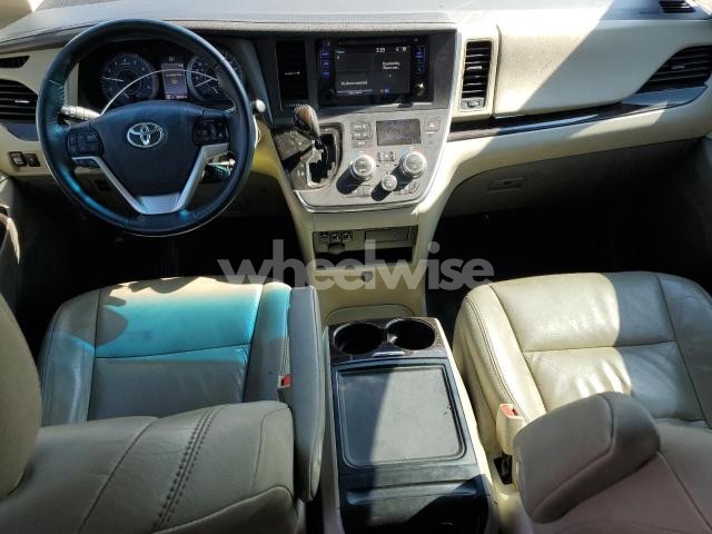 Photo 9 of 2017 TOYOTA SIENNA XLE (VIN 5TDYZ3DC6HS868902)