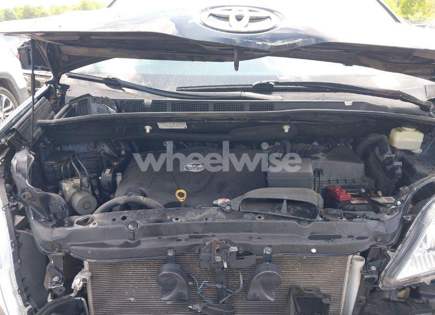 Photo 10 of 2017 Toyota Sienna XLE PREMIUM 8 PASSENGER (VIN 5TDYZ3DC6HS875509)