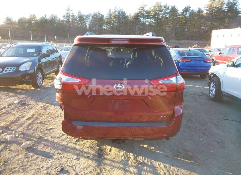 Photo 16 of 2017 Toyota Sienna XLE 8 PASSENGER (VIN 5TDYZ3DC6HS878474)