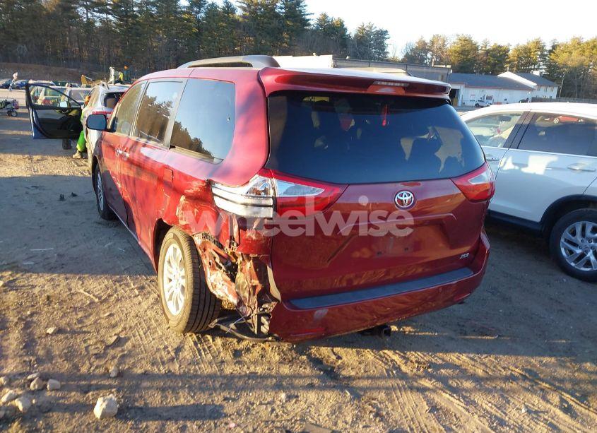 Photo 3 of 2017 Toyota Sienna XLE 8 PASSENGER (VIN 5TDYZ3DC6HS878474)