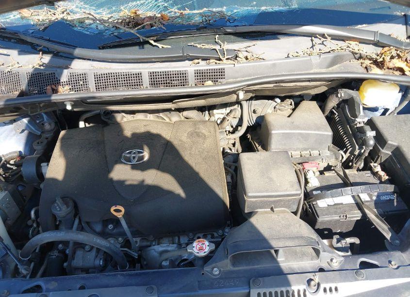 Photo 10 of 2018 Toyota Sienna XLE 8 PASSENGER (VIN 5TDYZ3DC6JS919899)