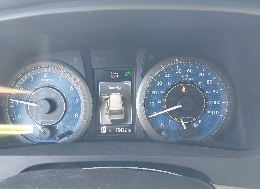 Photo 7 of 2018 Toyota Sienna XLE 8 PASSENGER (VIN 5TDYZ3DC6JS919899)