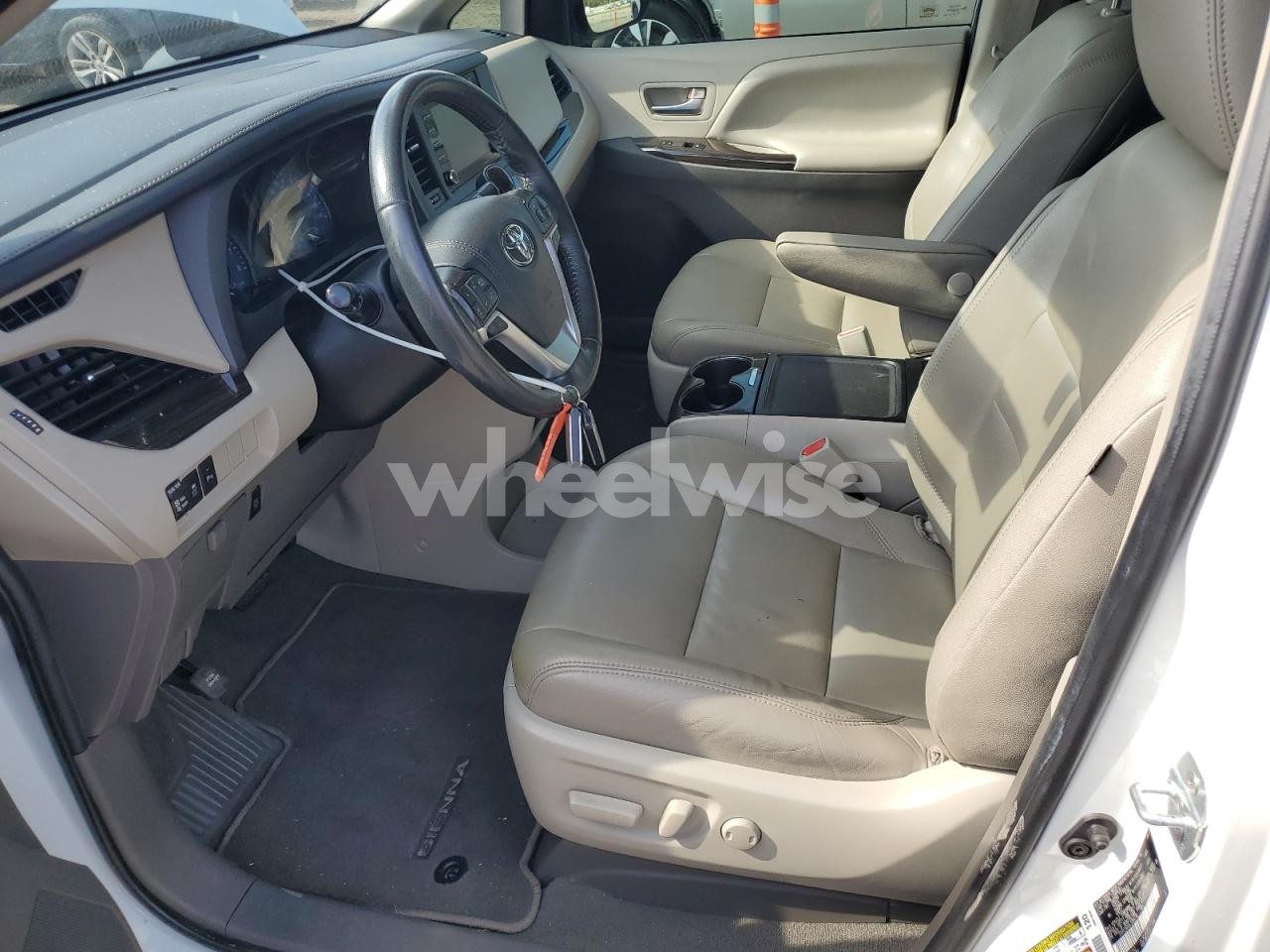 Photo 7 of 2020 TOYOTA SIENNA XLE (VIN 5TDYZ3DC6LS084776)