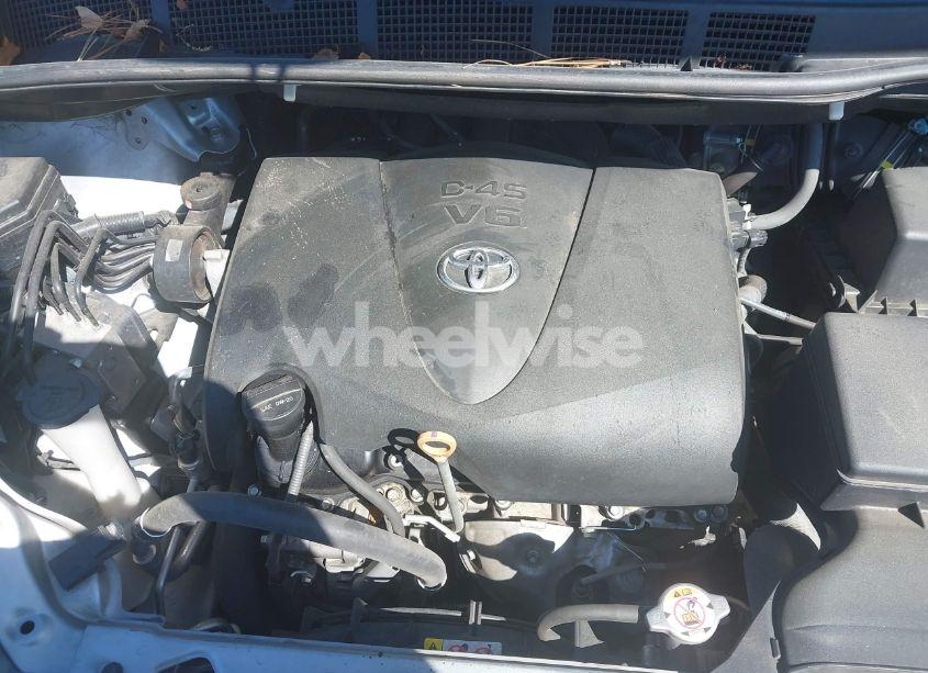 Photo 10 of 2019 Toyota Sienna XLE 8 PASSENGER (VIN 5TDYZ3DC7KS006280)