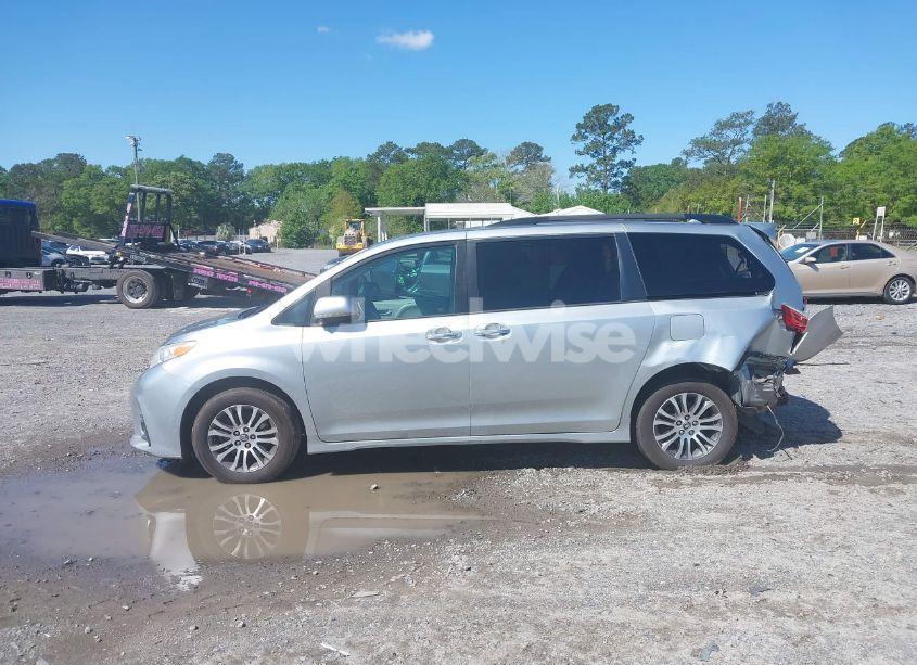 Photo 14 of 2019 Toyota Sienna XLE 8 PASSENGER (VIN 5TDYZ3DC7KS006280)