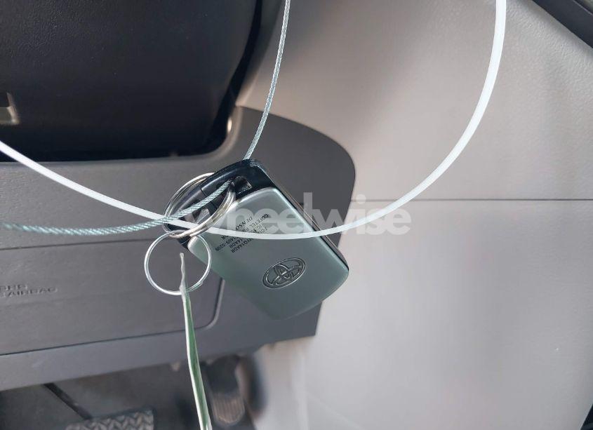 Photo 11 of 2019 Toyota Sienna XLE/XLE PREMIUM/LIMITED/LIMITED PREMIUM (VIN 5TDYZ3DC7KS975576)