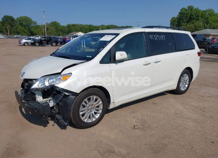 Photo 2 of 2017 Toyota Sienna XLE PREMIUM 8 PASSENGER (VIN 5TDYZ3DC8HS787173)