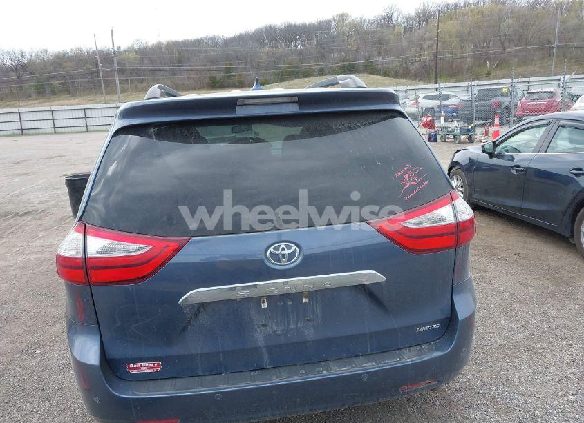 Photo 16 of 2017 Toyota Sienna LIMITED PREMIUM 7 PASSENGER (VIN 5TDYZ3DC8HS802819)