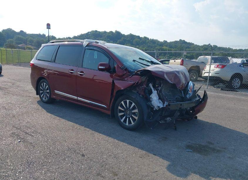 2019 Toyota Sienna LIMITED 7 PASSENGER (VIN 5TDYZ3DC8KS019538) main photo