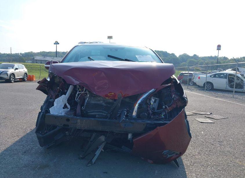 Photo 12 of 2019 Toyota Sienna LIMITED 7 PASSENGER (VIN 5TDYZ3DC8KS019538)