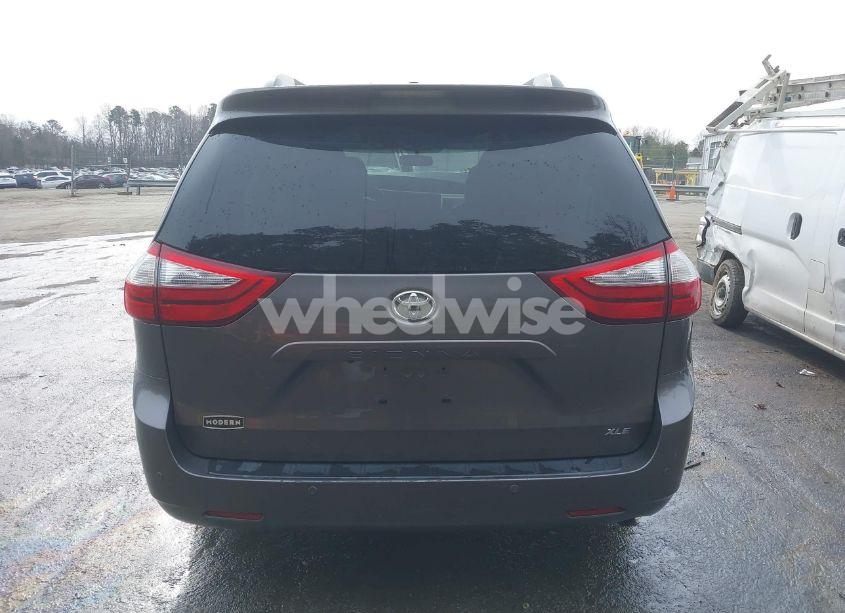 Photo 16 of 2017 Toyota Sienna XLE/LIMITED (VIN 5TDYZ3DC9HS875536)