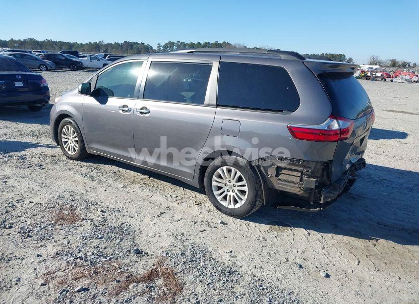 Photo 3 of 2017 Toyota Sienna XLE 8 PASSENGER (VIN 5TDYZ3DC9HS884432)
