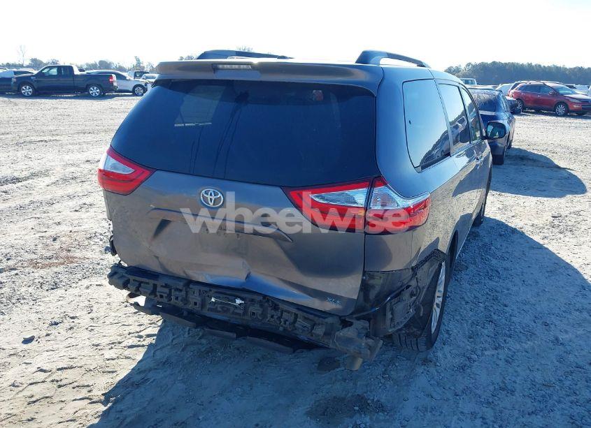 Photo 6 of 2017 Toyota Sienna XLE 8 PASSENGER (VIN 5TDYZ3DC9HS884432)