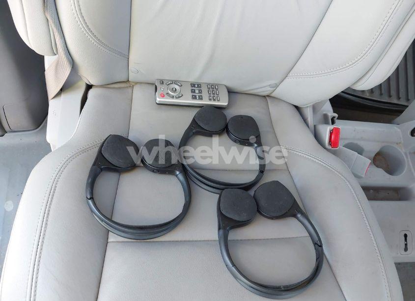 Photo 17 of 2018 Toyota Sienna XLE PREMIUM 8 PASSENGER (VIN 5TDYZ3DC9JS921680)