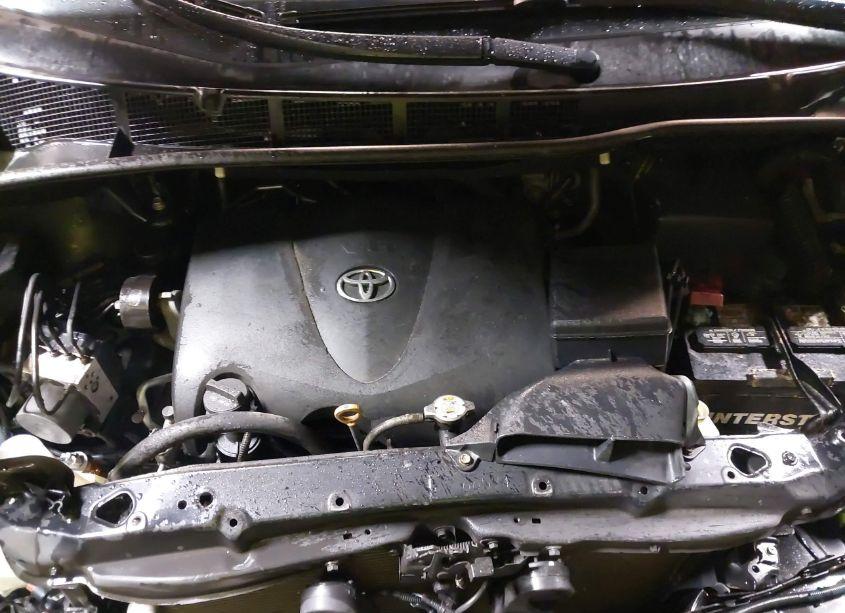 Photo 10 of 2019 Toyota Sienna XLE 8 PASSENGER (VIN 5TDYZ3DC9KS980228)