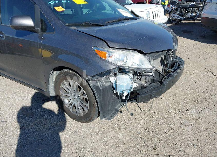 Photo 21 of 2020 Toyota Sienna XLE (VIN 5TDYZ3DC9LS049133)