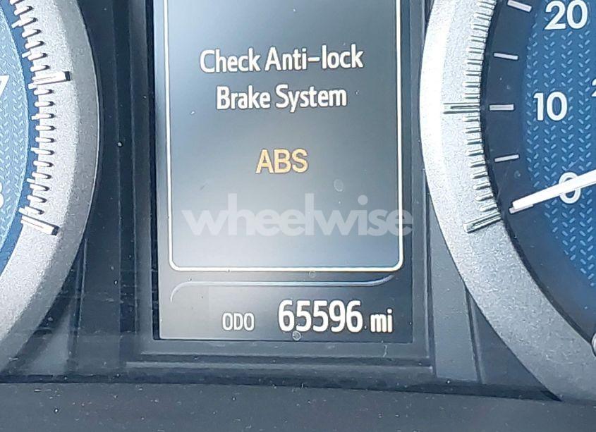 Photo 15 of 2017 Toyota Sienna XLE 8 PASSENGER (VIN 5TDYZ3DCXHS895701)