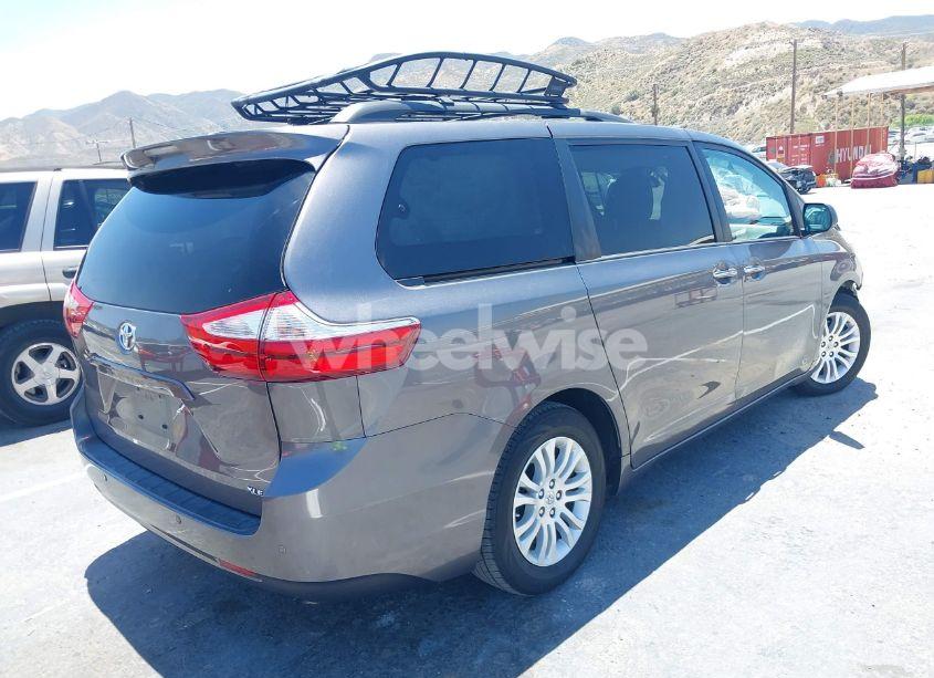 Photo 4 of 2017 Toyota Sienna XLE 8 PASSENGER (VIN 5TDYZ3DCXHS895701)