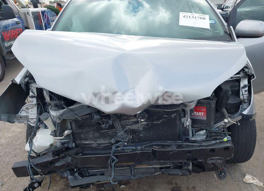 Photo 10 of 2018 Toyota Sienna XLE 8 PASSENGER (VIN 5TDYZ3DCXJS963453)