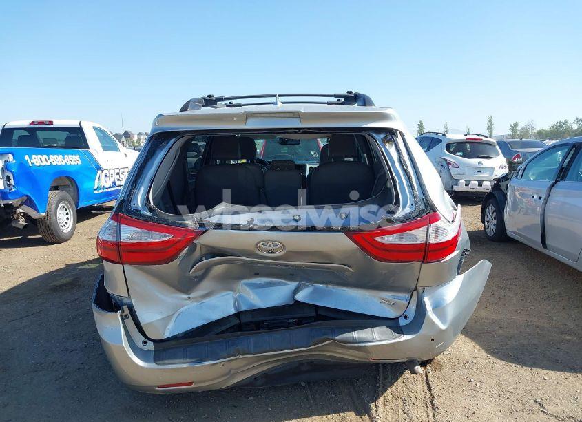 Photo 16 of 2019 Toyota Sienna XLE 8 PASSENGER (VIN 5TDYZ3DCXKS998690)