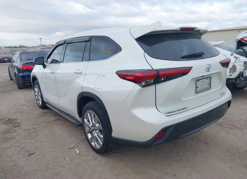 Photo 3 of 2020 Toyota Highlander LIMITED (VIN 5TDYZRAH2LS023007)