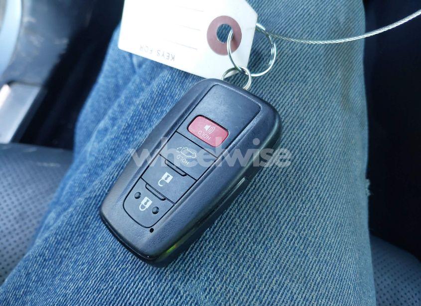 Photo 11 of 2021 Toyota Highlander LIMITED (VIN 5TDYZRAH2MS035935)