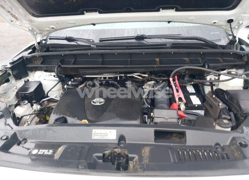 Photo 10 of 2021 Toyota Highlander LIMITED (VIN 5TDYZRAH2MS522682)