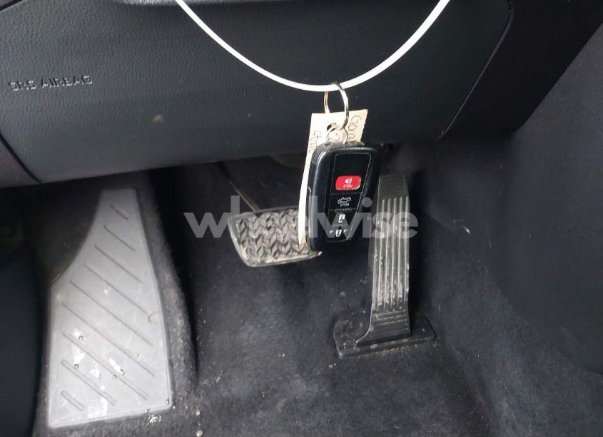 Photo 11 of 2021 Toyota Highlander LIMITED (VIN 5TDYZRAH2MS522682)