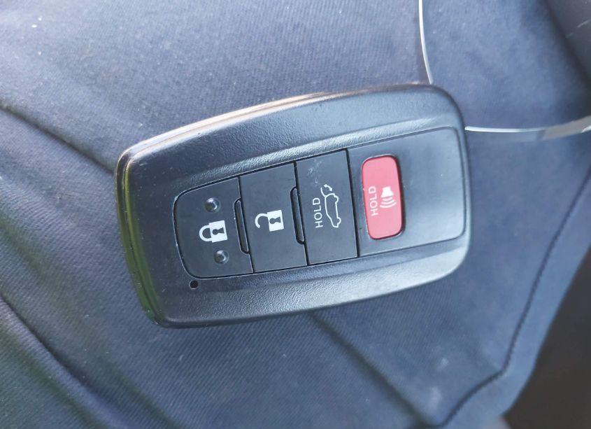 Photo 11 of 2021 Toyota Highlander LIMITED (VIN 5TDYZRAH2MS529292)