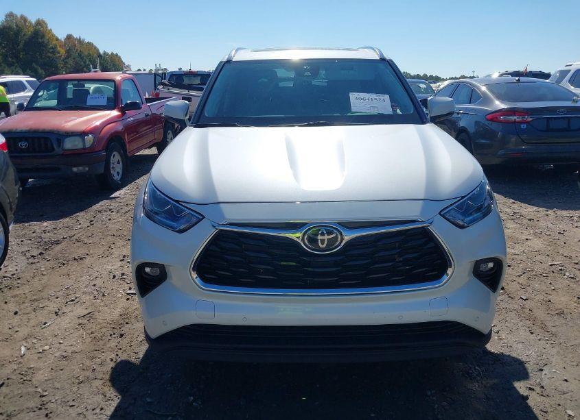 Photo 12 of 2021 Toyota Highlander LIMITED (VIN 5TDYZRAH2MS529292)