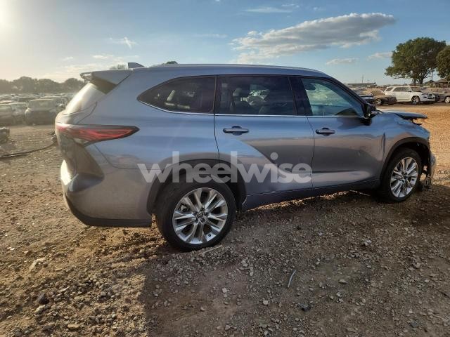 Photo 11 of 2021 TOYOTA HIGHLANDER LIMITED N/A (VIN 5TDYZRAH5MS083381)