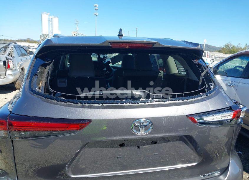 Photo 17 of 2021 Toyota Highlander LIMITED (VIN 5TDYZRAH7MS088405)