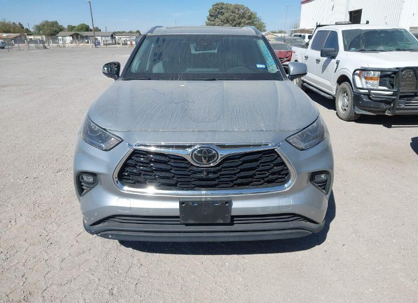Photo 12 of 2020 Toyota Highlander LIMITED (VIN 5TDYZRAH9LS031136)