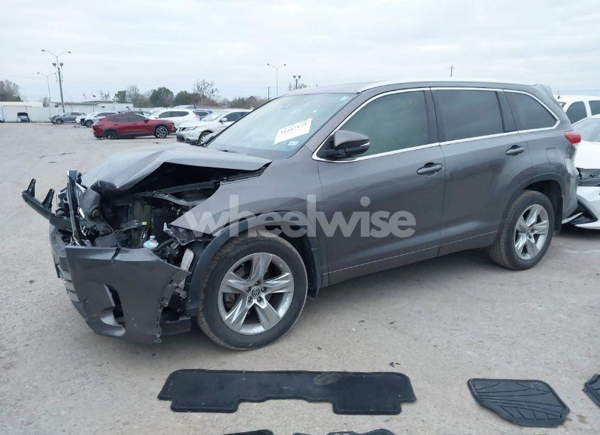 Photo 2 of 2018 Toyota Highlander LIMITED (VIN 5TDYZRFH0JS238634)