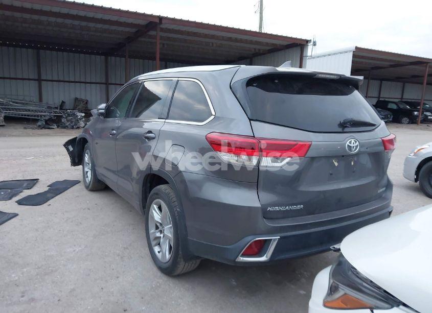 Photo 3 of 2018 Toyota Highlander LIMITED (VIN 5TDYZRFH0JS238634)