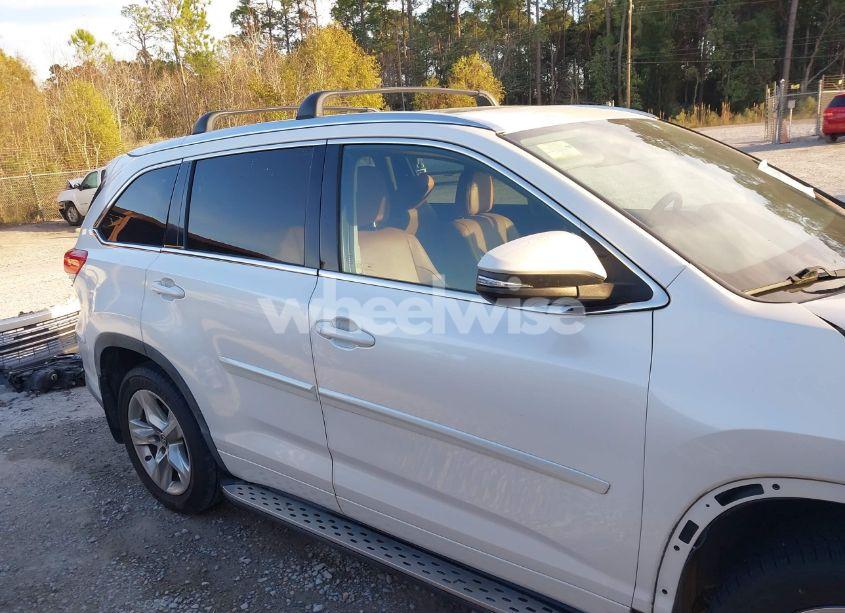 Photo 14 of 2017 Toyota Highlander LIMITED (VIN 5TDYZRFH1HS209346)