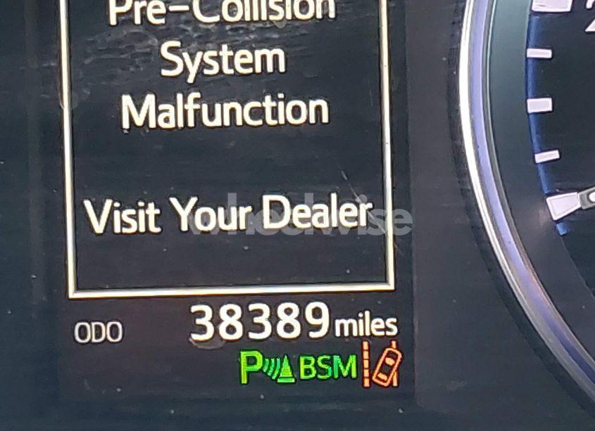 Photo 16 of 2017 Toyota Highlander LIMITED (VIN 5TDYZRFH1HS209346)