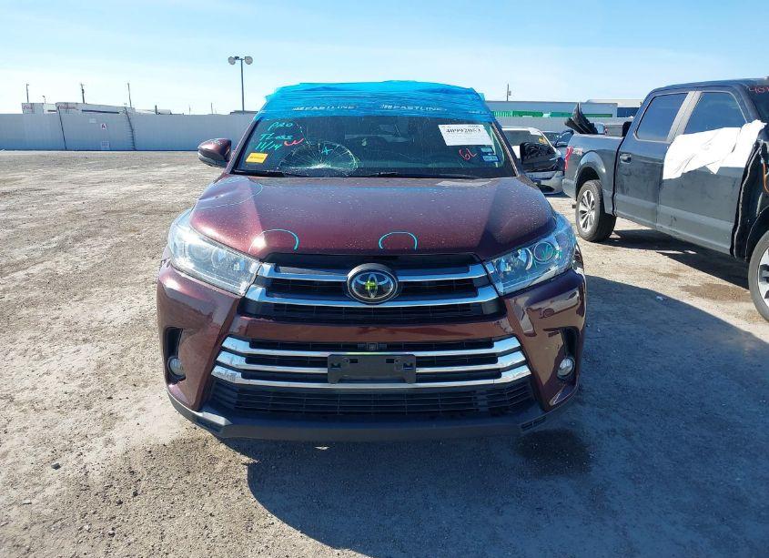 Photo 12 of 2017 Toyota Highlander LIMITED PLATINUM (VIN 5TDYZRFH1HS220931)
