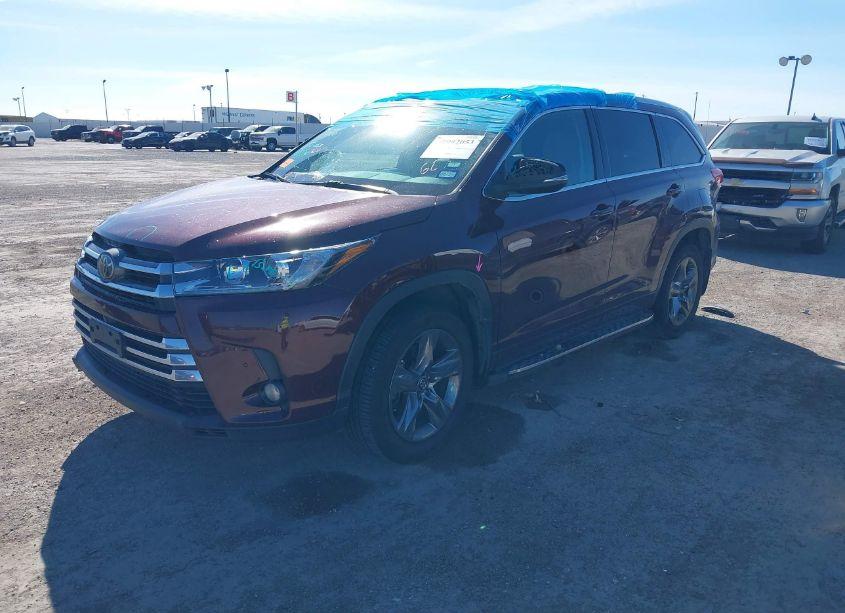 Photo 2 of 2017 Toyota Highlander LIMITED PLATINUM (VIN 5TDYZRFH1HS220931)