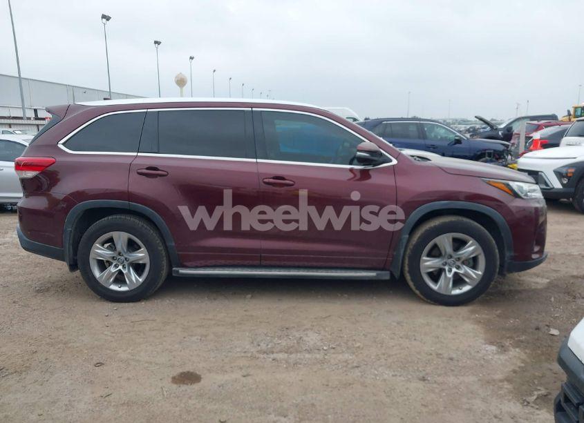 Photo 13 of 2019 Toyota Highlander LIMITED (VIN 5TDYZRFH1KS299928)