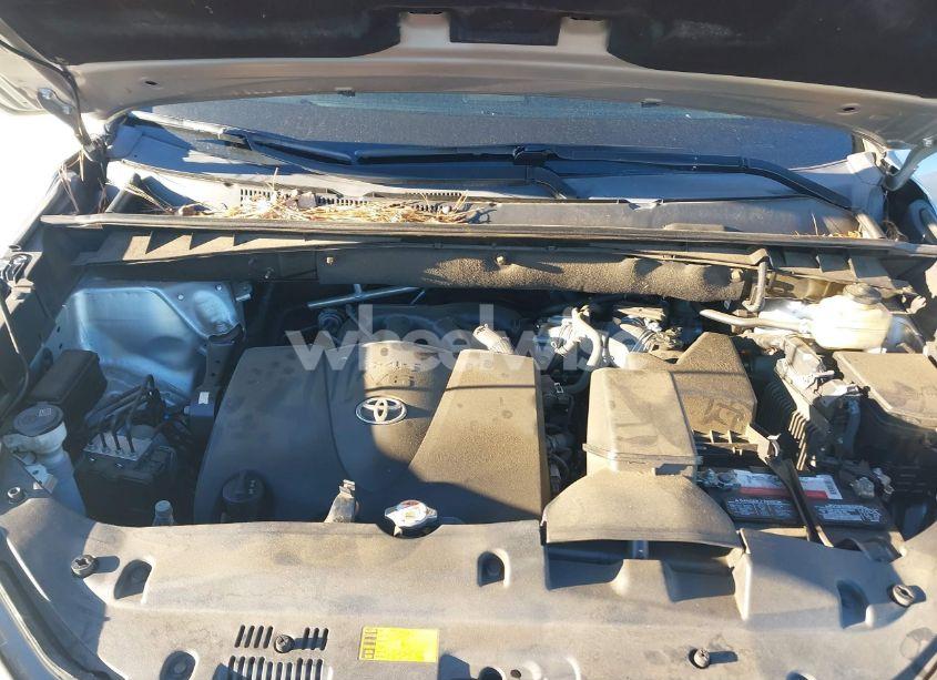 Photo 10 of 2018 Toyota Highlander LIMITED (VIN 5TDYZRFH2JS275359)