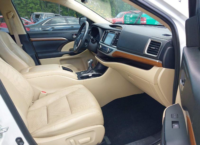 Photo 5 of 2017 Toyota Highlander LIMITED (VIN 5TDYZRFH4HS189965)